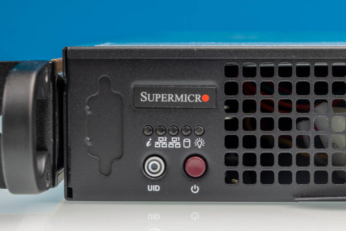 Supermicro SYS-112D-36C-FN3P power button and status LEDs