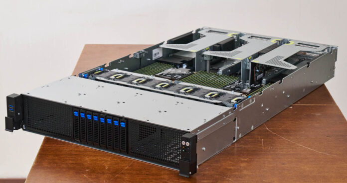 STH Review of ASUS RS720-E12-RS8G