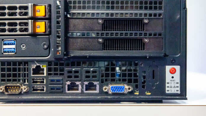 Supermicro SYS E403 14B FRN2T Front PCIe Risers