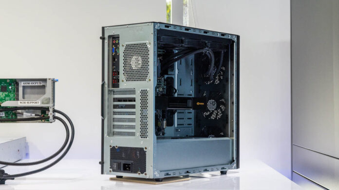 Supermicro SYS 532AW C With NVIDIA RTX PRO 6000 Blackwell